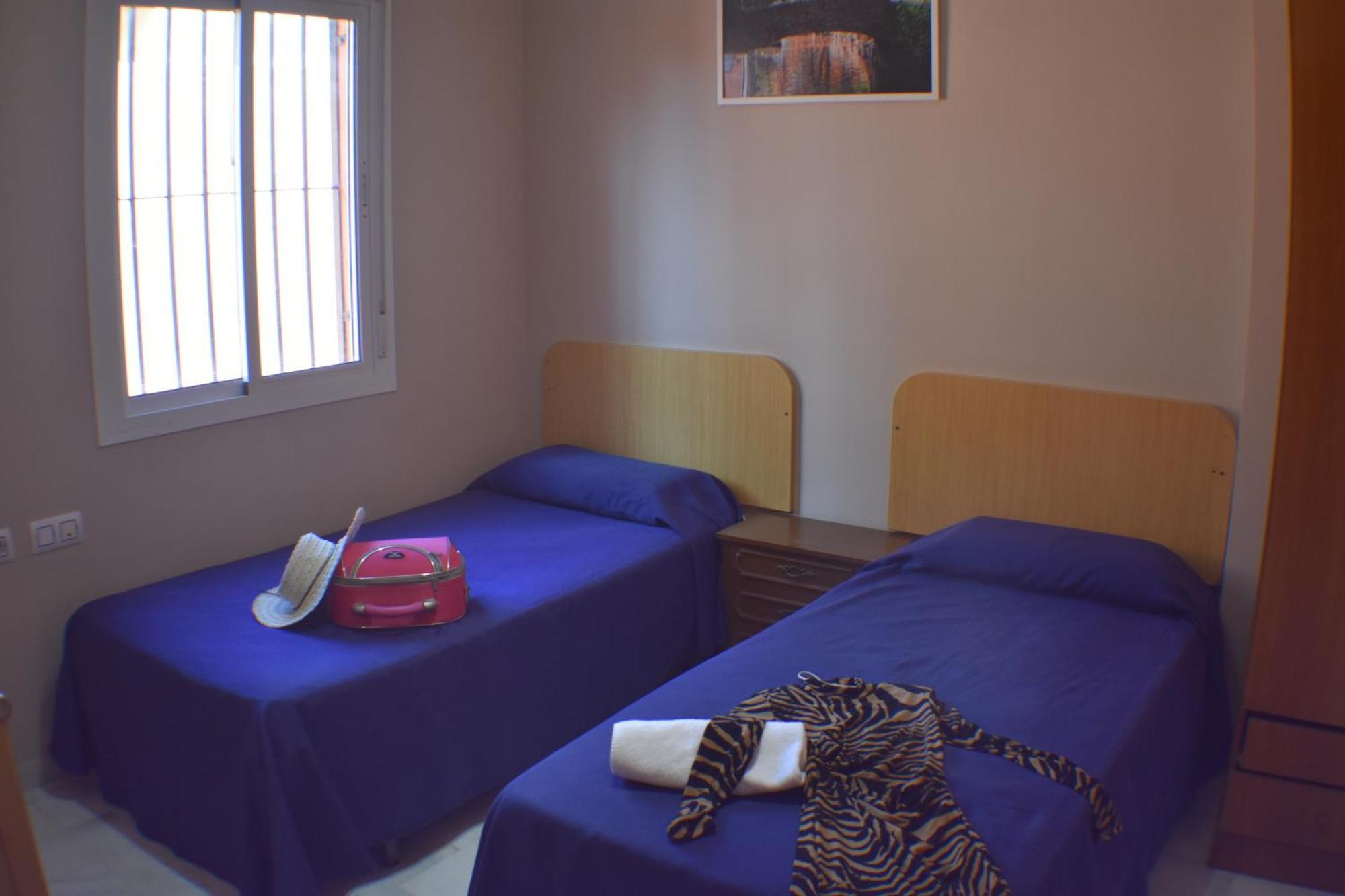 Apartamentos Alamare Sevilla Bagian luar foto