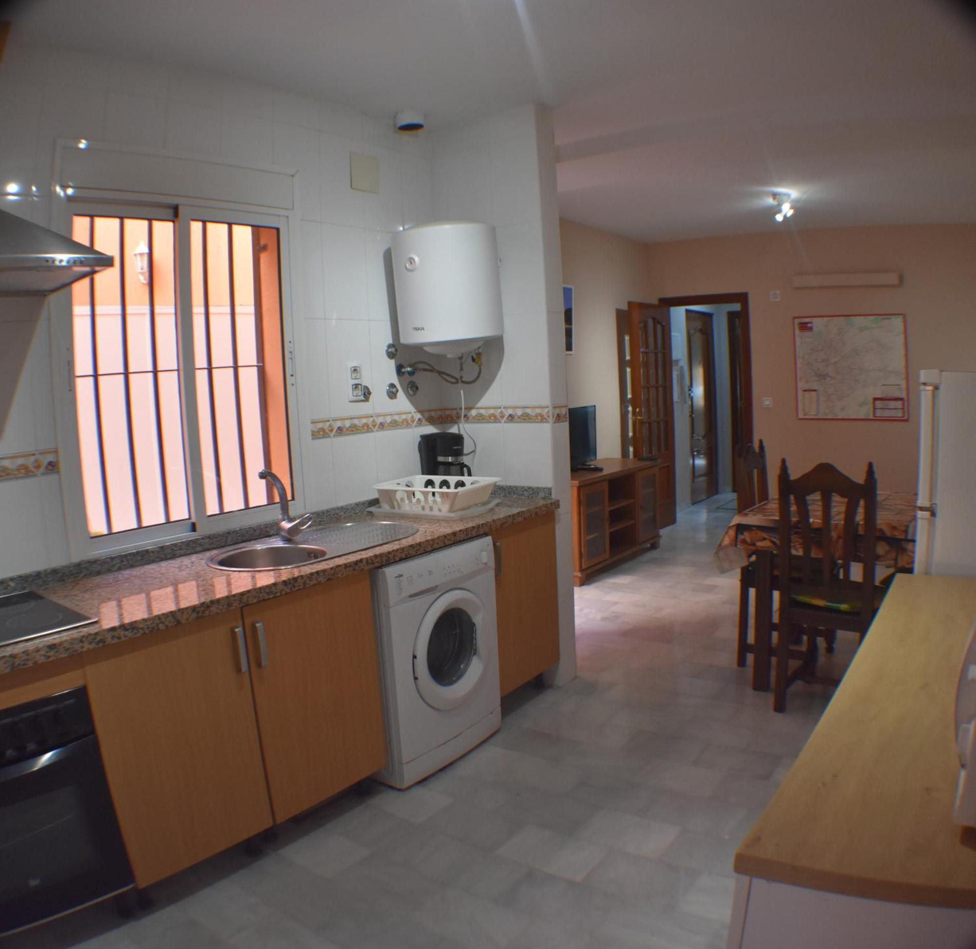 Apartamentos Alamare Sevilla Bagian luar foto